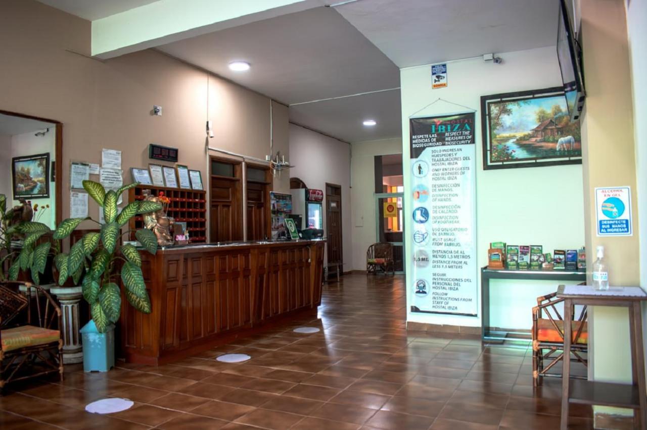 Hostal Ibiza Santa Cruz de La Sierra Exterior photo